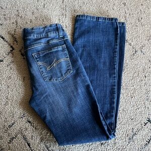 Women's Wrangler Bootcut Jeans Medium Wash Size 7x32 Western Rodeo Cowboy